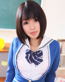 もえ(21)